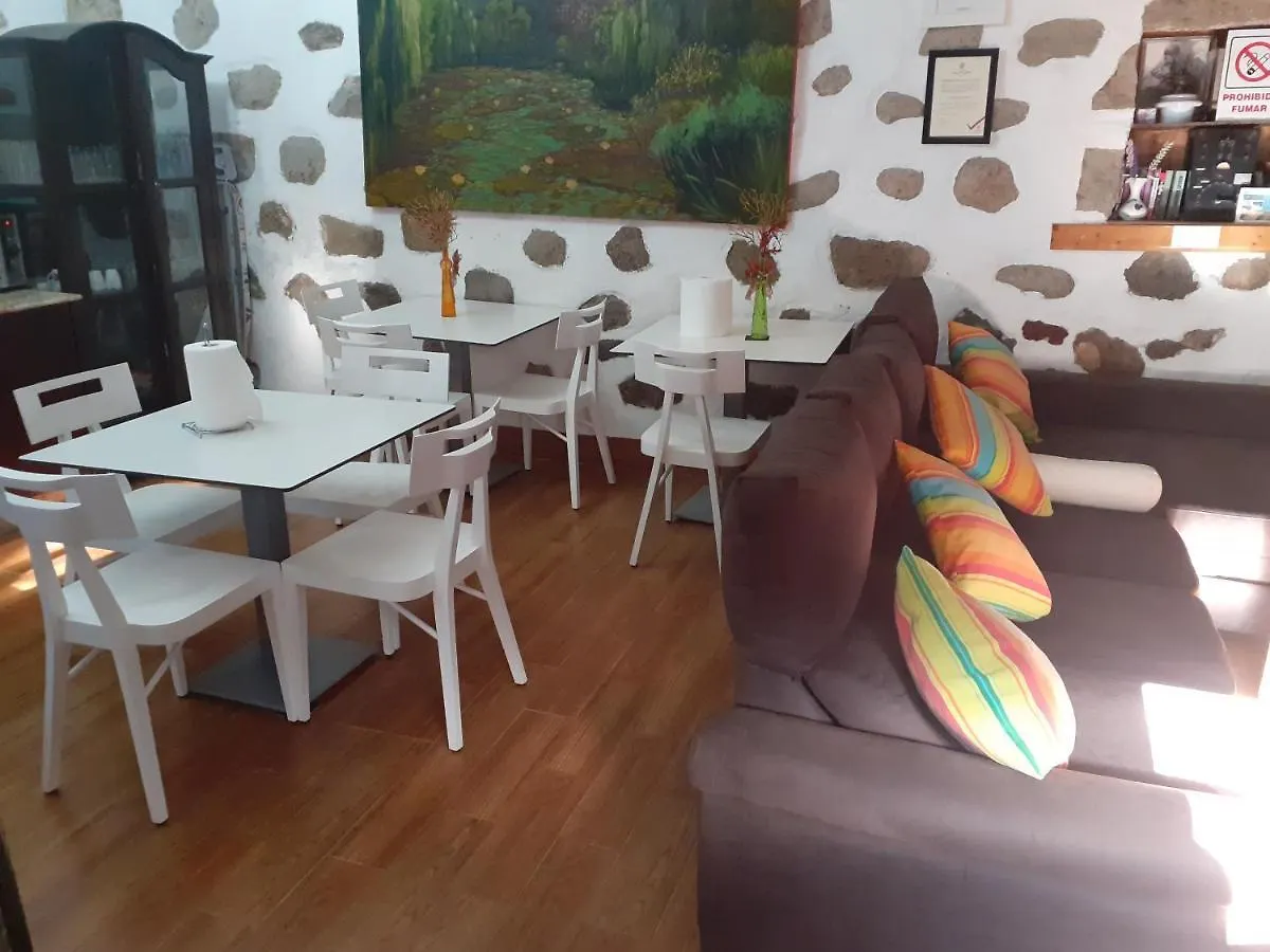 La Piedra Viva Agueimes , Siete Hermanos Guest house