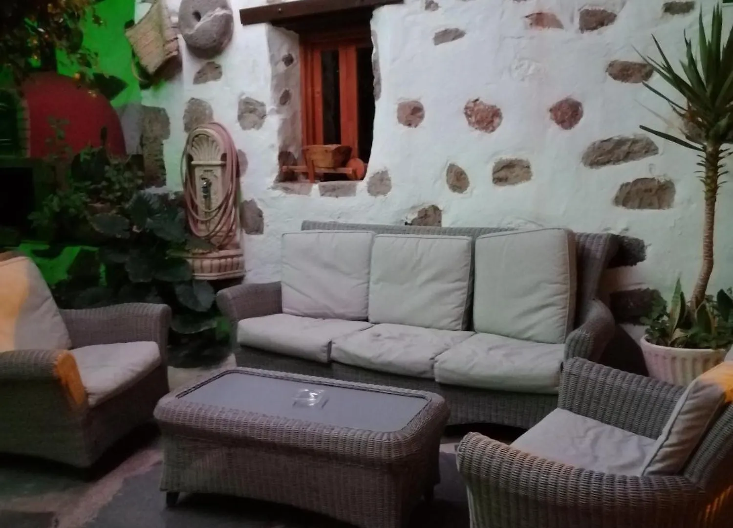 La Piedra Viva Agueimes , Siete Hermanos Guest house