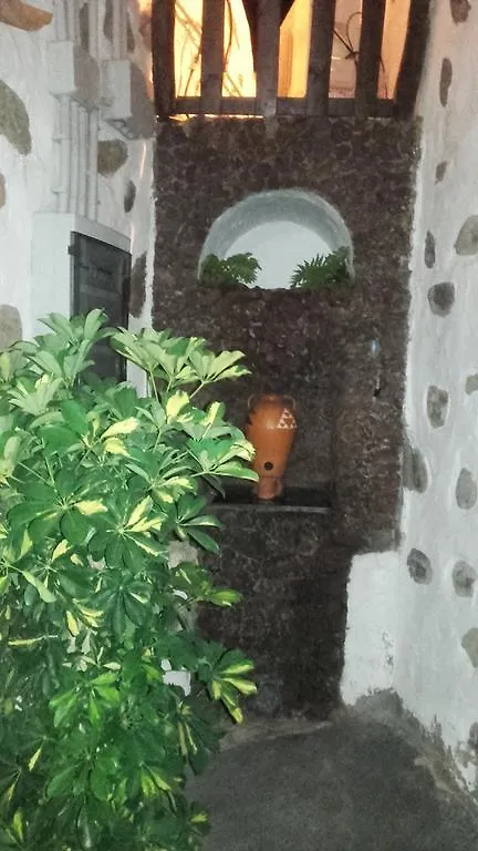 ** Gasthuis La Piedra Viva Agueimes , Siete Hermanos Spanje