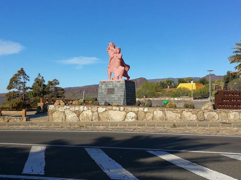 La Piedra Viva Agueimes , Siete Hermanos 2*, Aguimes Spain